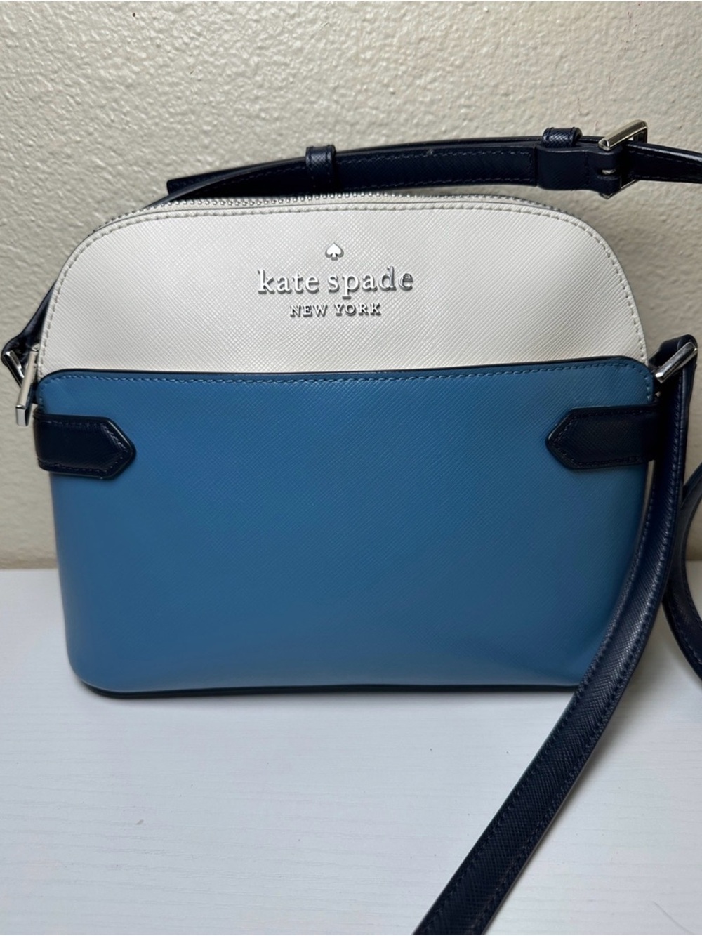 kate spade Two-Tone Blue & White Crossbody Bag-like new